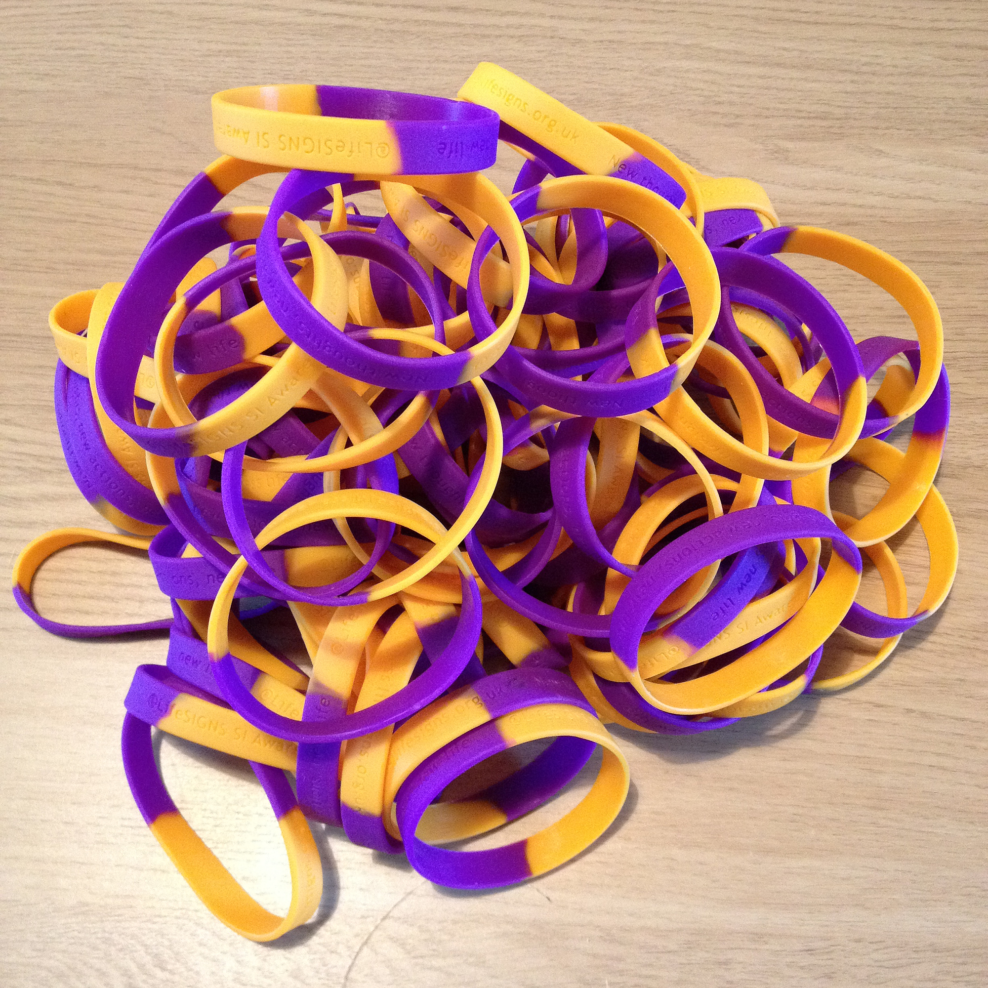 New self-injury awareness wristbands now available
